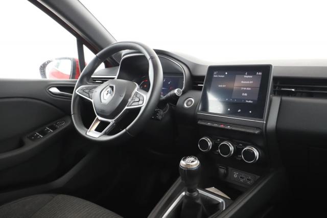 Renault Clio image 8