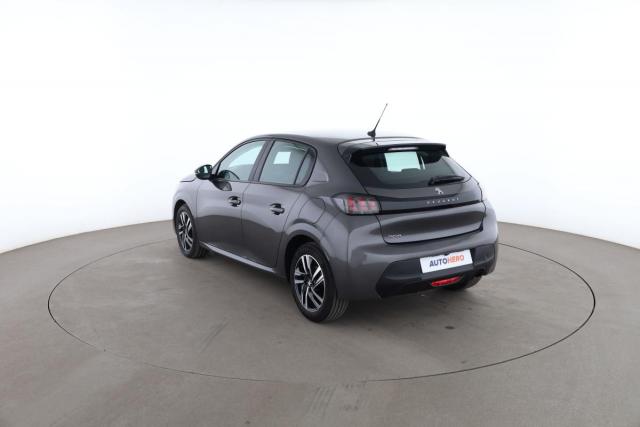 Peugeot 208 image 6