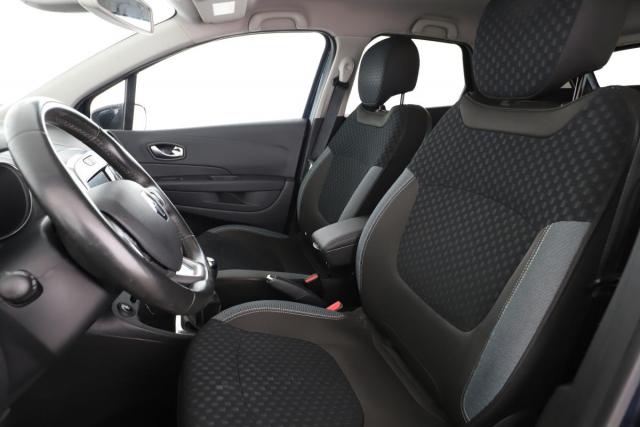 Renault Captur image 1