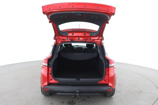 Renault Clio Estate image 3
