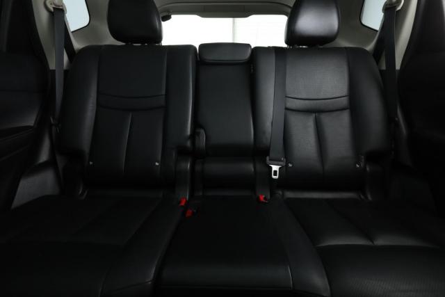 Nissan X-Trail image 3