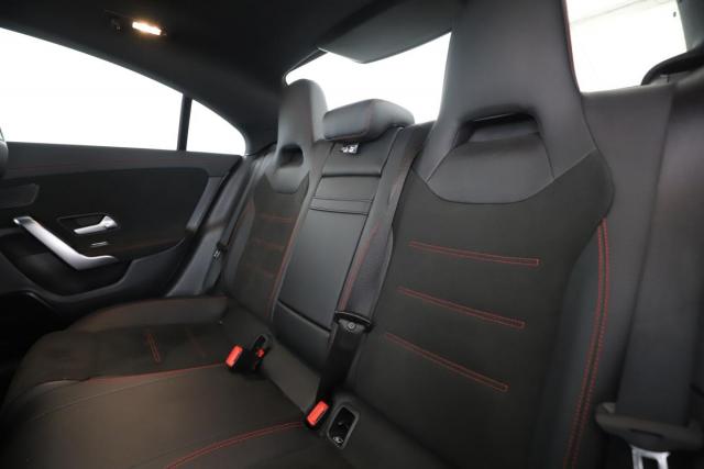 Mercedes Benz Cla image 6