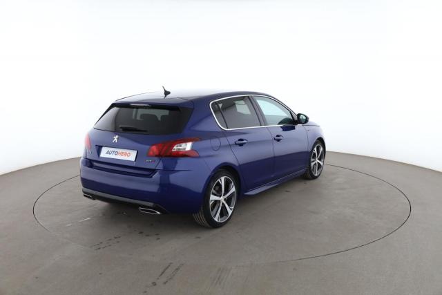 Peugeot 308 image 1