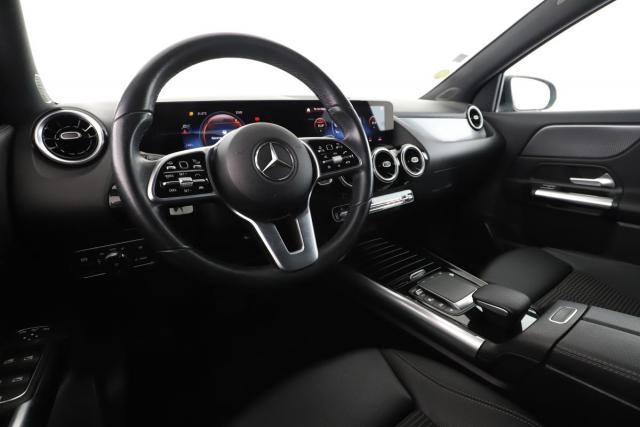 Mercedes Benz Gla image 2