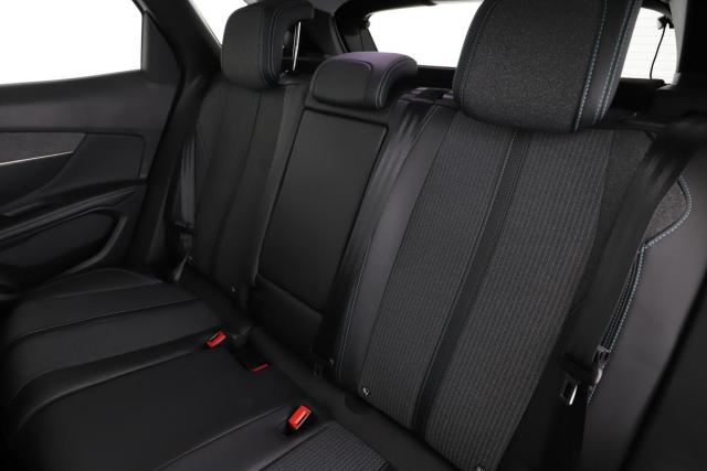 Peugeot 3008 image 8