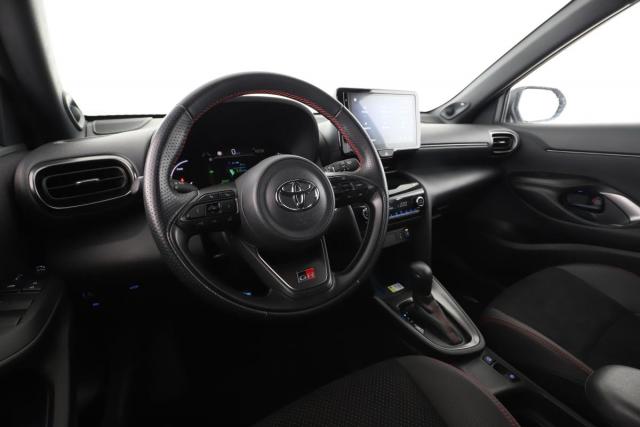 Toyota Yaris Cross image 2
