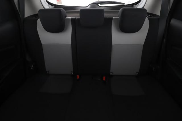 Toyota Yaris image 2