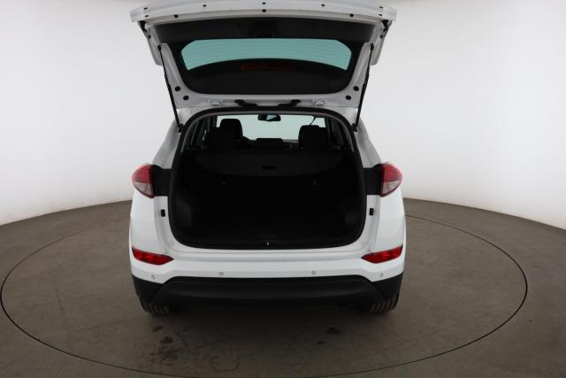 Hyundai Tucson image 4