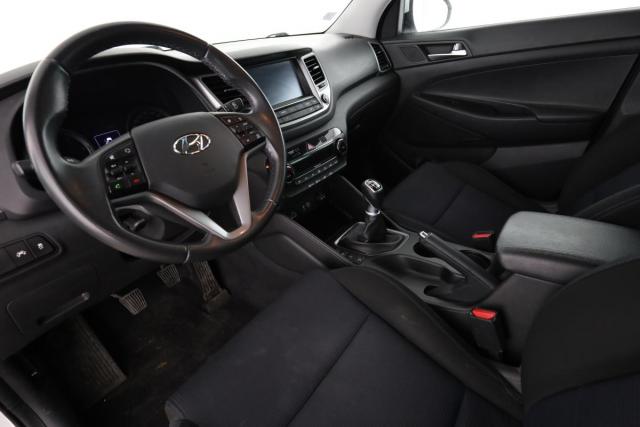 Hyundai Tucson image 8