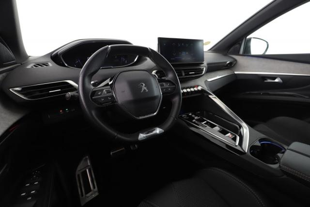Peugeot 5008 image 2