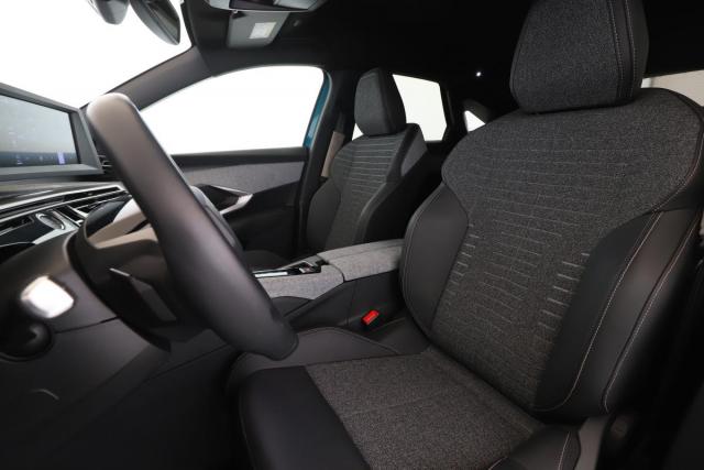 Peugeot 3008 image 8
