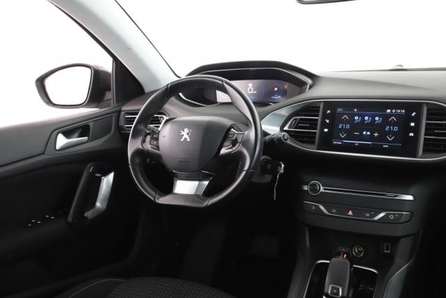 Peugeot 308 image 4