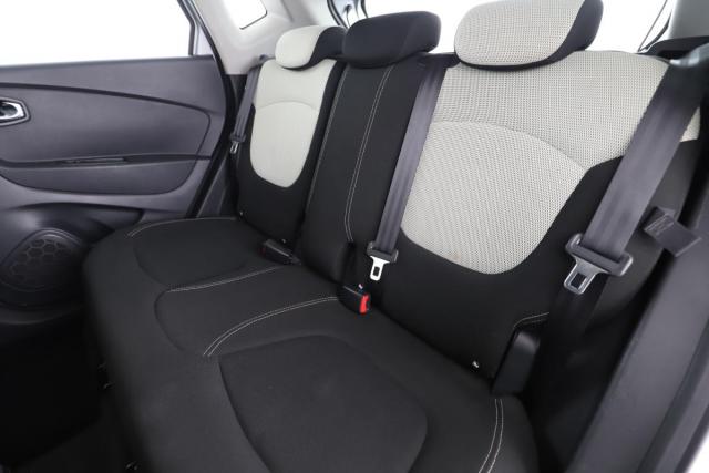 Renault Captur image 2