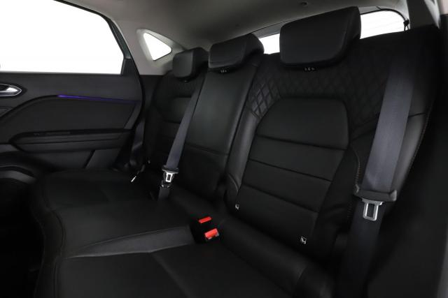 Renault Captur image 8
