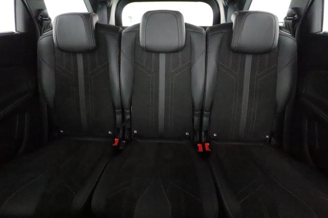Peugeot 5008 image 9