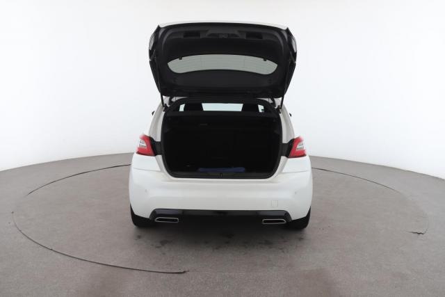 Peugeot 308 image 8