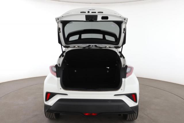 Toyota C-Hr image 9