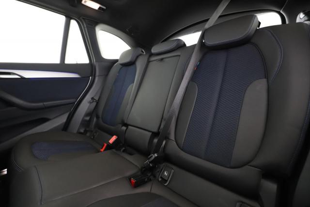 Bmw X1 image 8