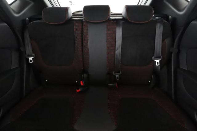 Renault Captur image 1