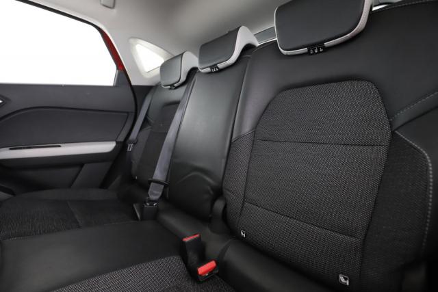 Renault Captur image 9