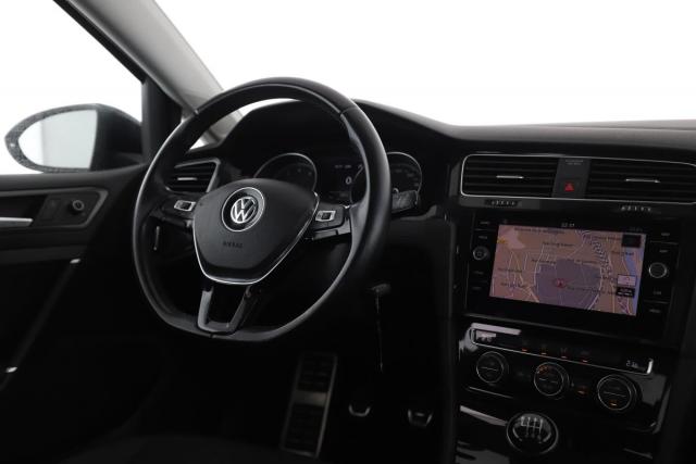 Volkswagen Golf image 5