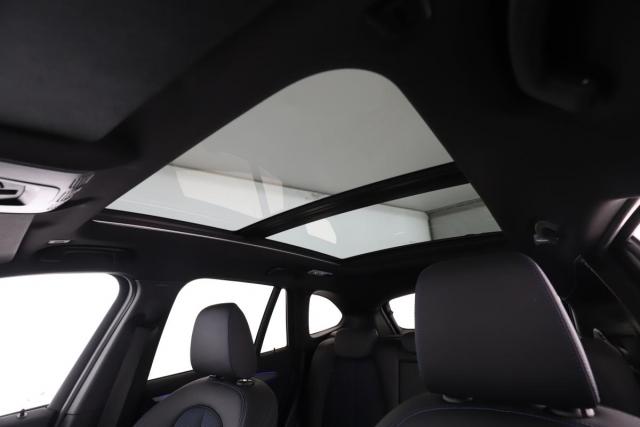 Bmw X1 image 8