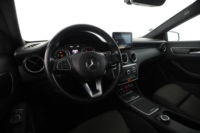 Mercedes Benz Gla image 6