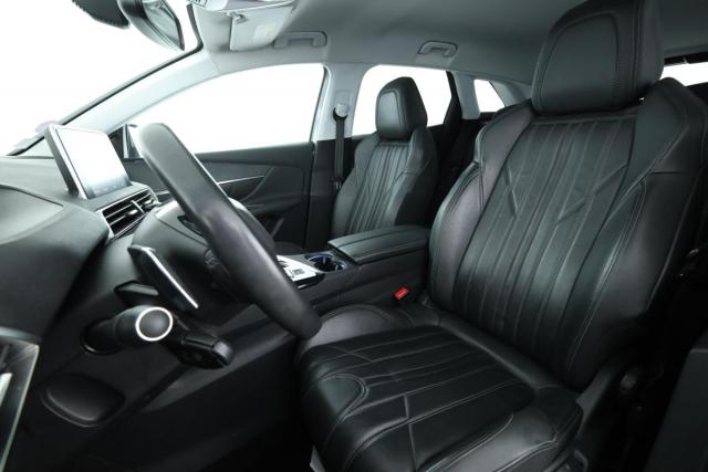 Peugeot 3008 image 3
