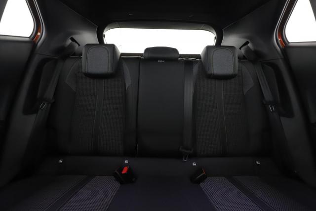Peugeot 2008 image 1