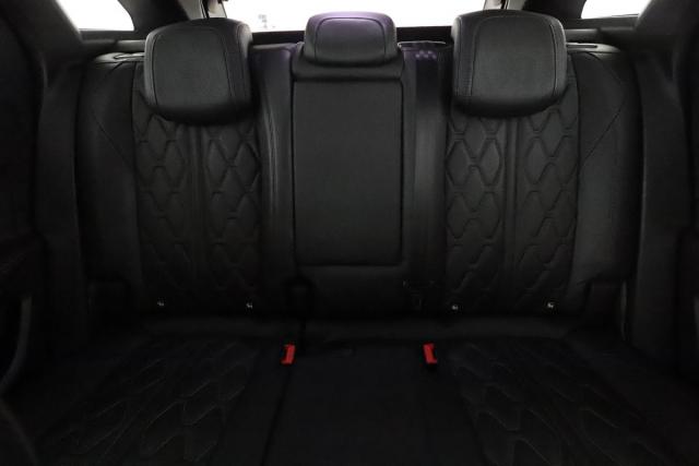 Peugeot 3008 image 1