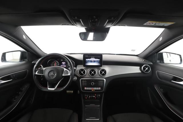 Mercedes Benz Gla image 6