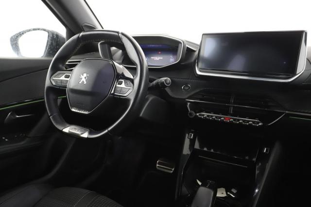 Peugeot 2008 image 3