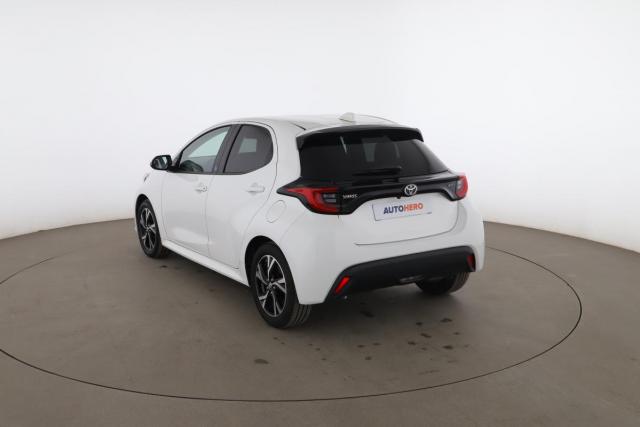 Toyota Yaris image 8