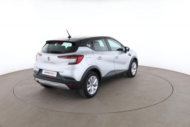 Renault Captur image 9