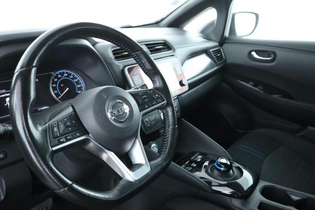 Nissan Leaf image 4