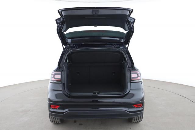 Volkswagen T-Cross image 2