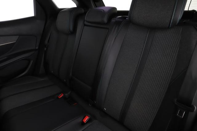 Peugeot 3008 image 8