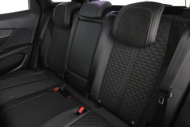 Peugeot 3008 image 2
