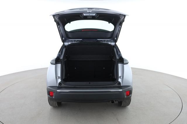 Peugeot 2008 image 1