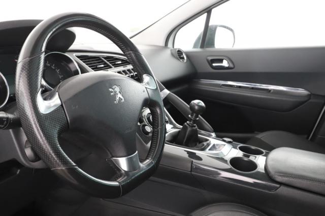 Peugeot 3008 image 6
