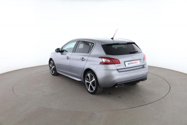 Peugeot 308 image 2