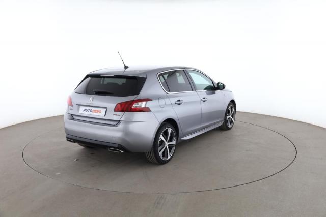 Peugeot 308 image 9