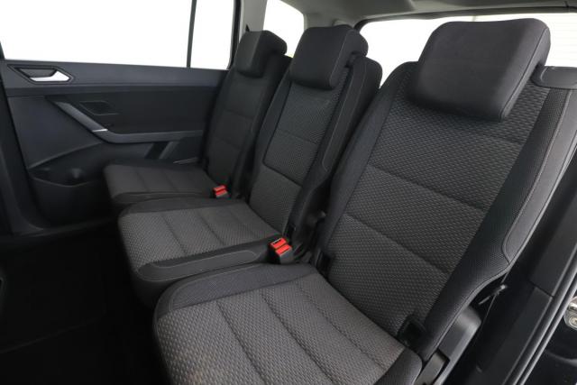 Volkswagen Touran image 8