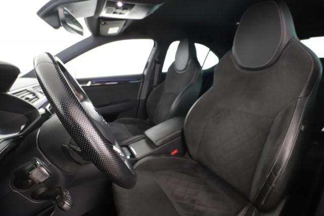 Skoda Superb image 9