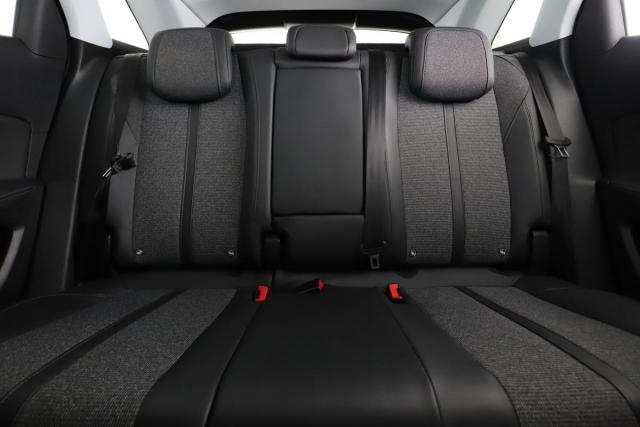 Peugeot 3008 image 3
