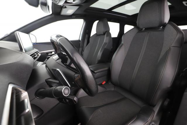 Peugeot 5008 image 8