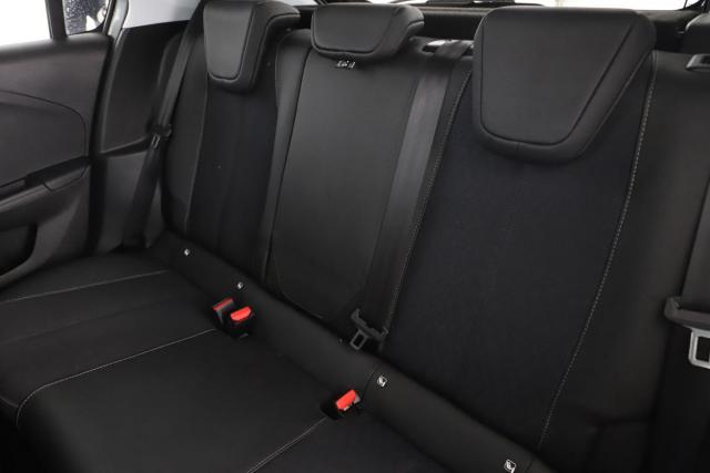 Opel Corsa image 8