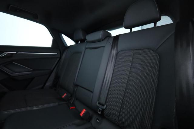Audi Q3 Sportback image 6