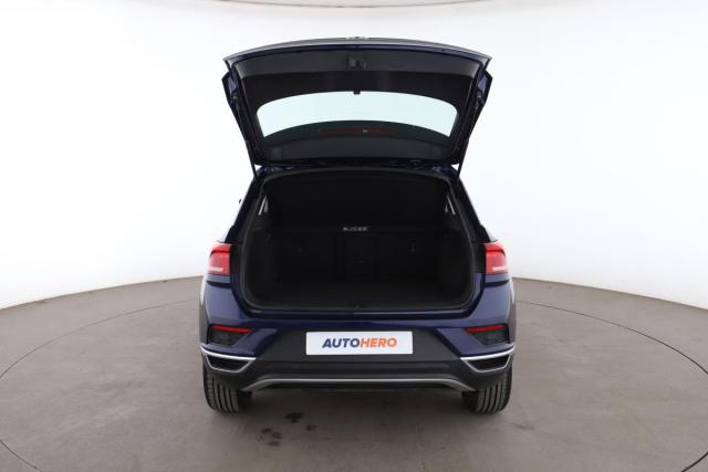 Volkswagen T-Roc image 2