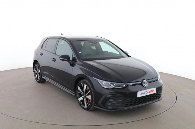Volkswagen Golf image 8